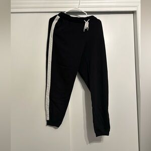 Old Navy black and white jogger sweat pants - size L